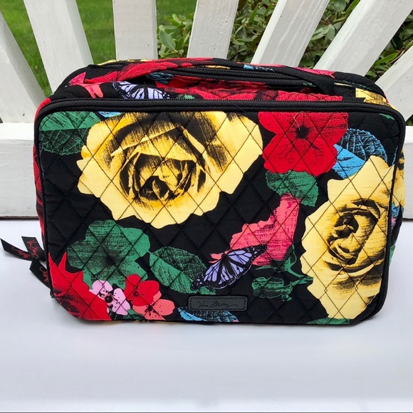 Amazon Com Vera Bradley Luggage Women S Large Blush Brush Makeup